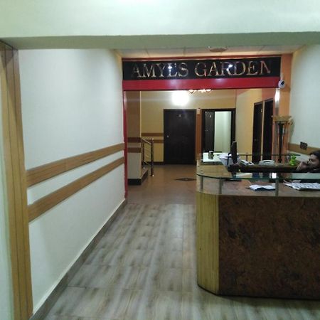 Amyl'S Garden Guest House Исламабад Экстерьер фото