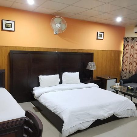 Amyl'S Garden Guest House Исламабад Экстерьер фото